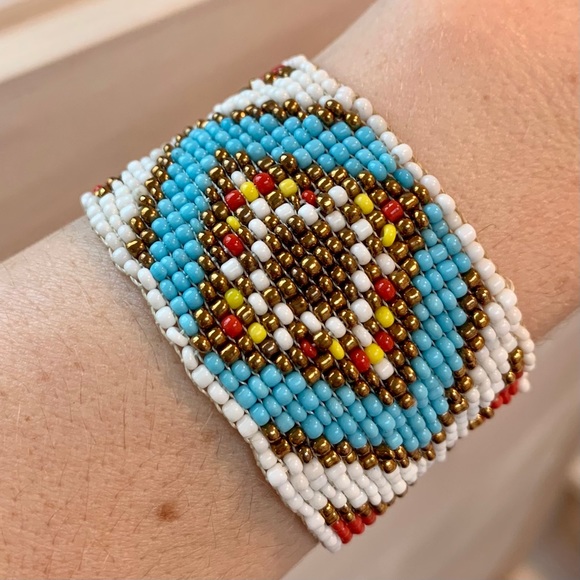 Seed bead bracelet - Picture 2 of 5
